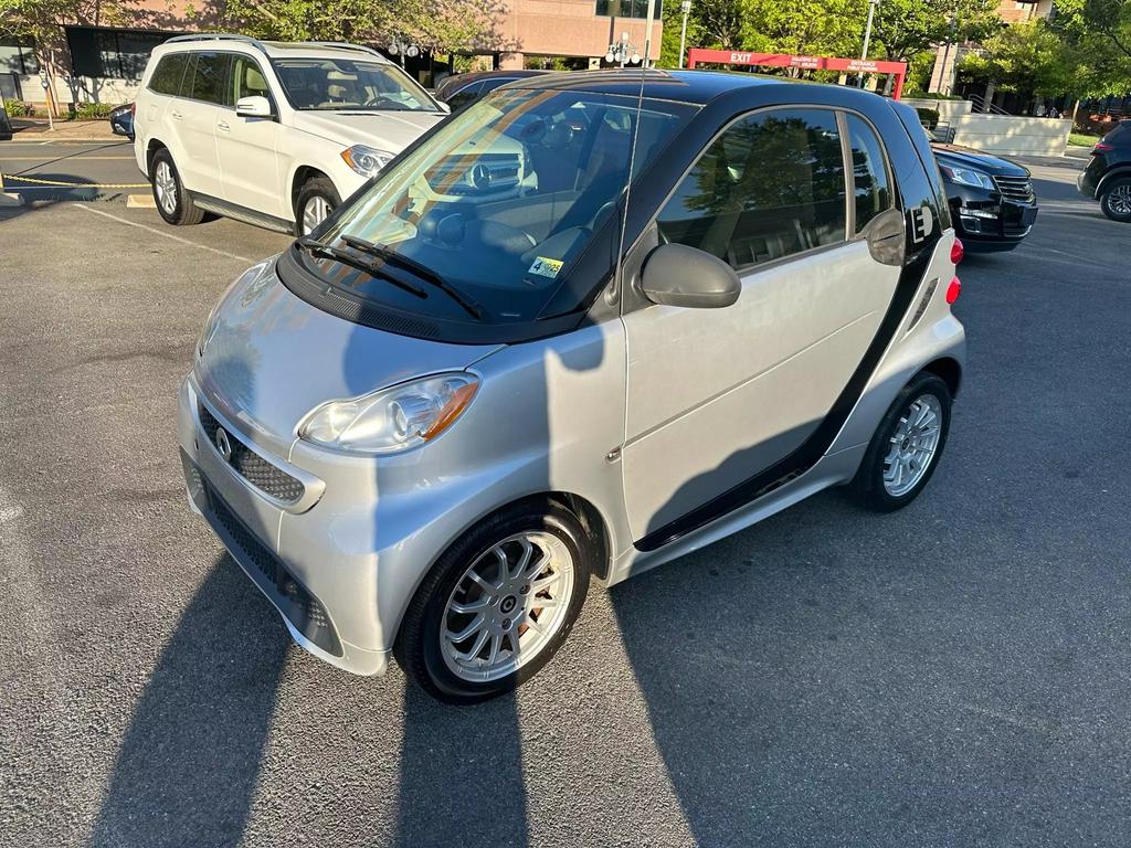 2014 smart fortwo electric drive hatchback RWD