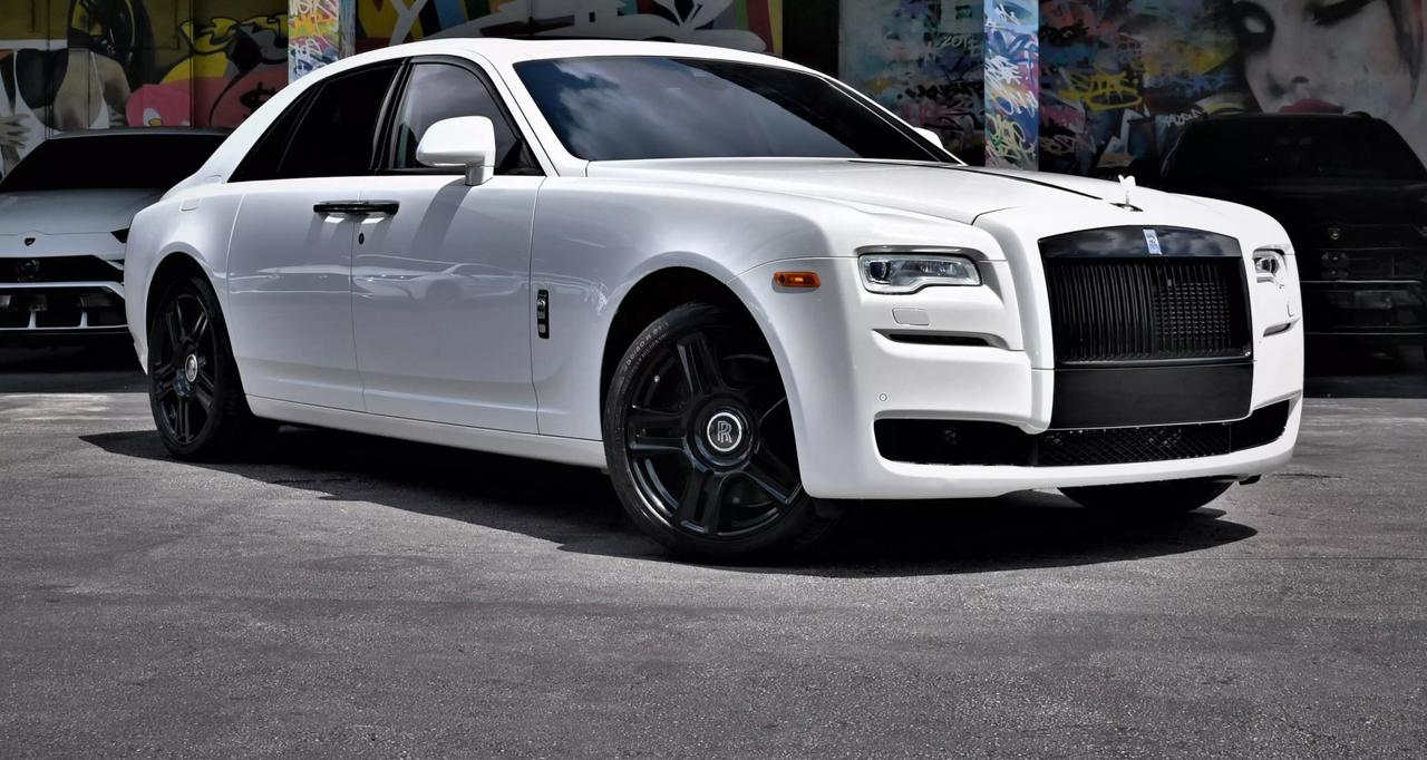 Used Rolls-Royce Ghost in Moonstone Pearl For Sale: Check Photos ...