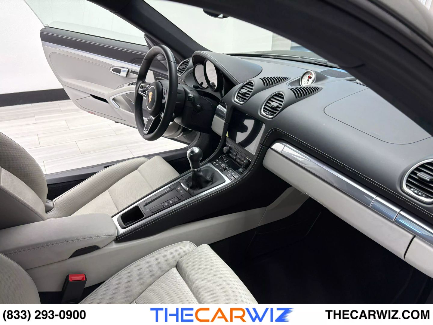 2024 Porsche 718 Cayman