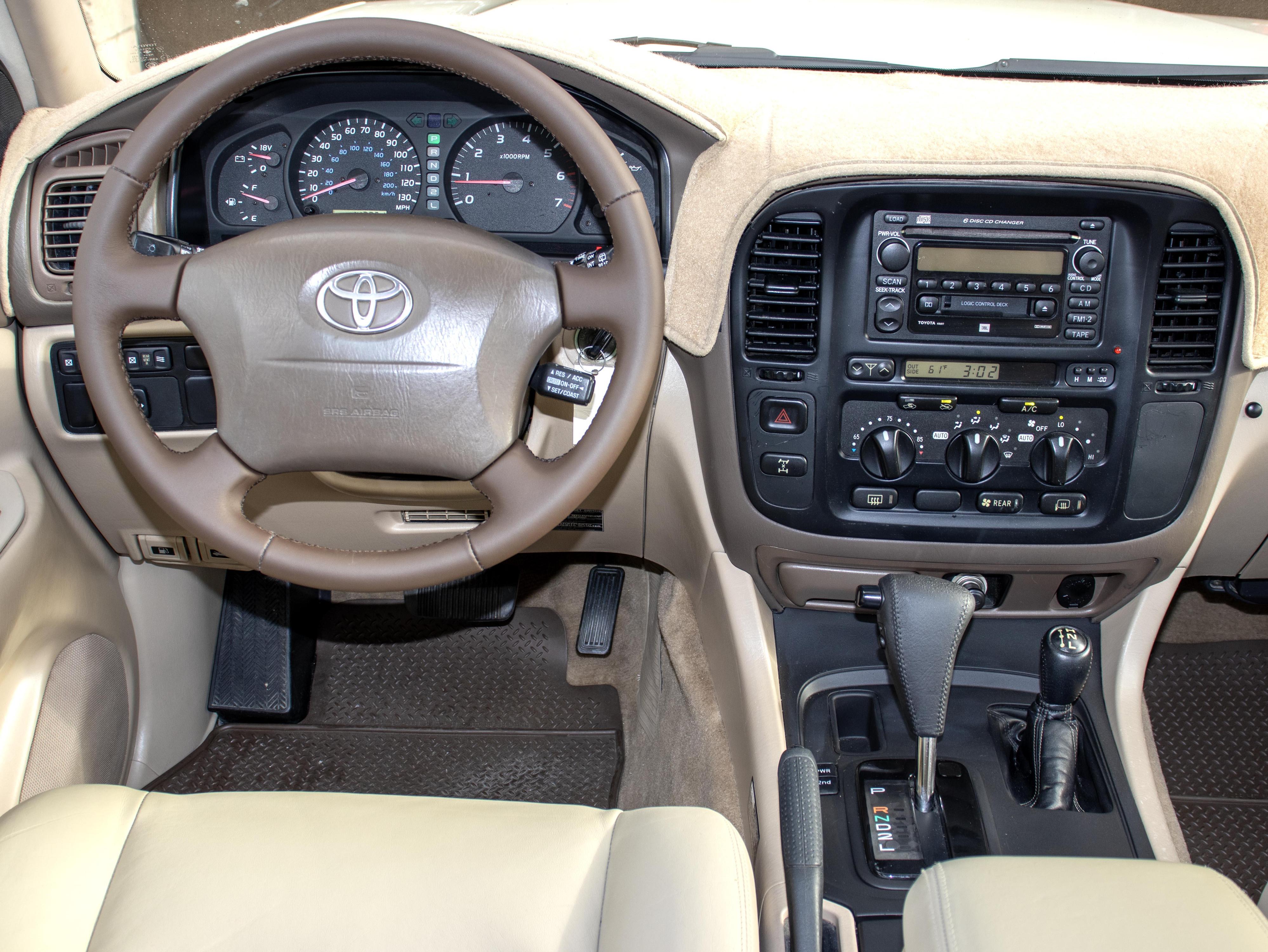 2001 Toyota Land Cruiser 