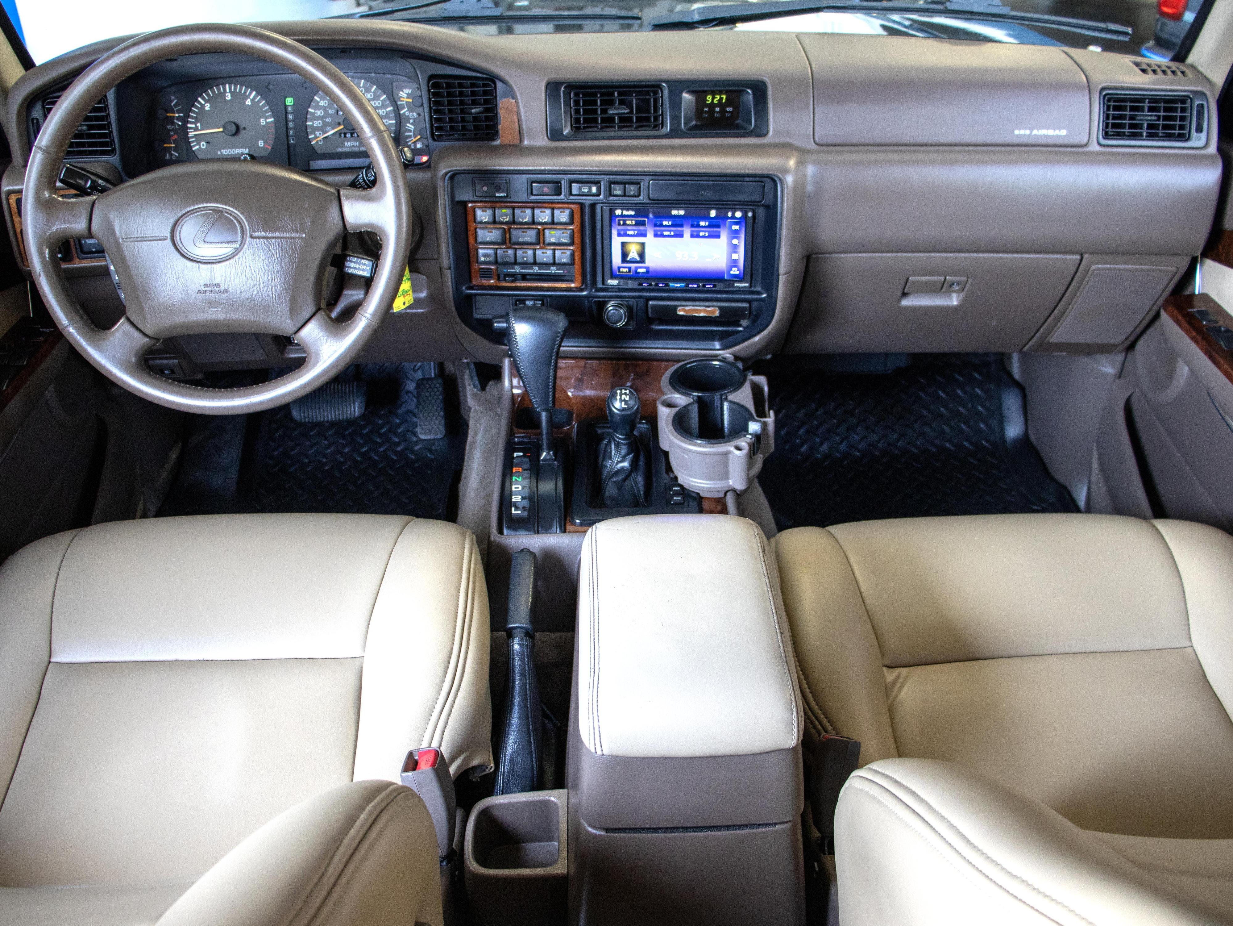 1997 Lexus LX 