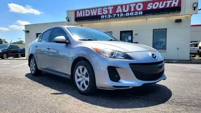 2013 Mazda MAZDA3 i SV