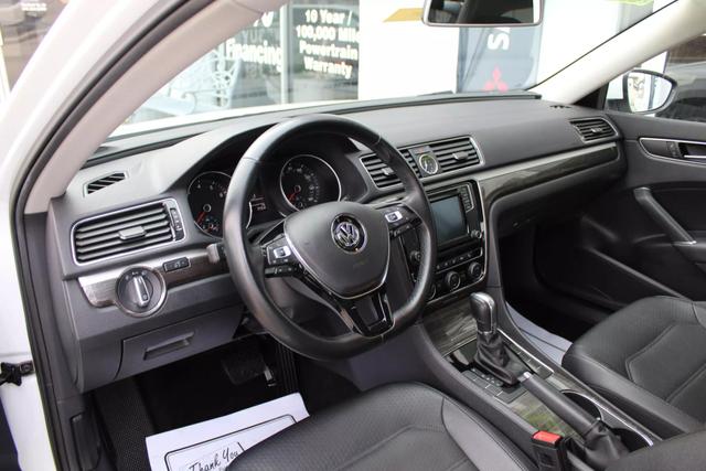 2016 Volkswagen Passat 4dr Car