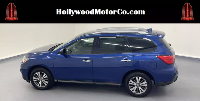 2019 Nissan Pathfinder SL Sport Utility 4D 