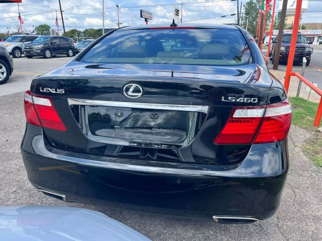 Lexus LS 460