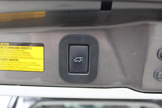 2014 Toyota Sienna Mini-van, Passenger