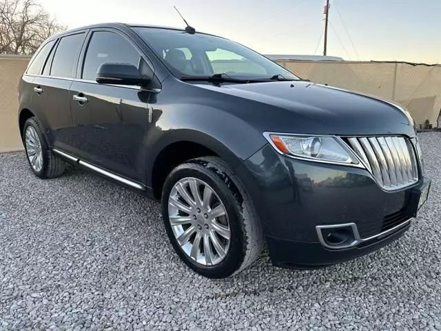 2013 Lincoln MKX Base