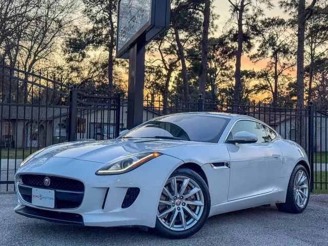 2017 Jaguar F-TYPE Premium