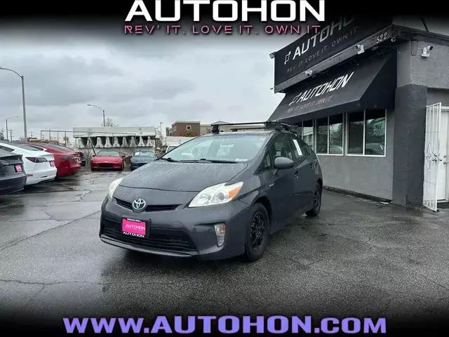 2013 Toyota Prius Two