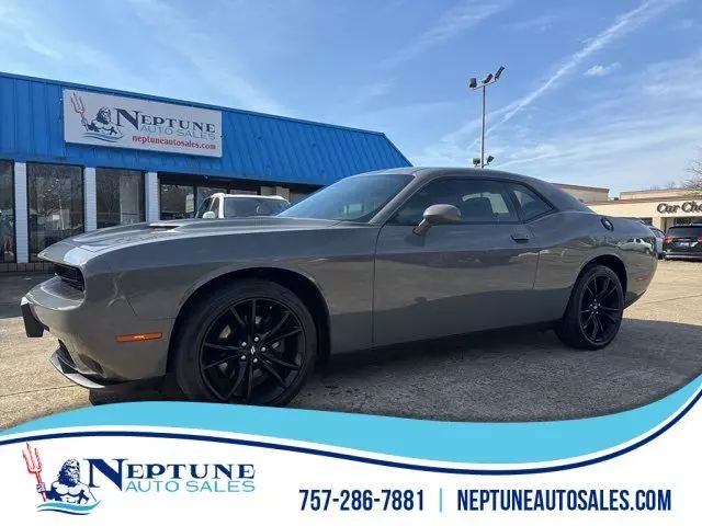 2017 Dodge Challenger SXT Plus