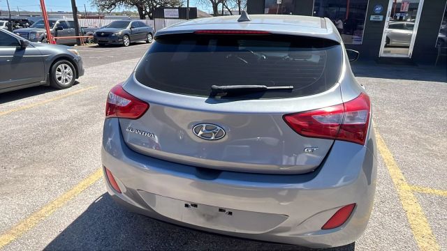 Hyundai Elantra GT