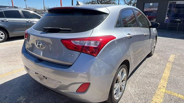Hyundai Elantra GT