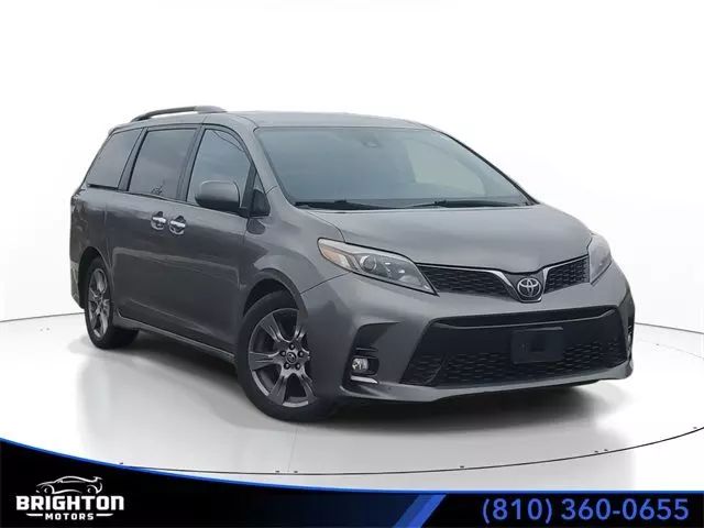 2018 Toyota Sienna SE