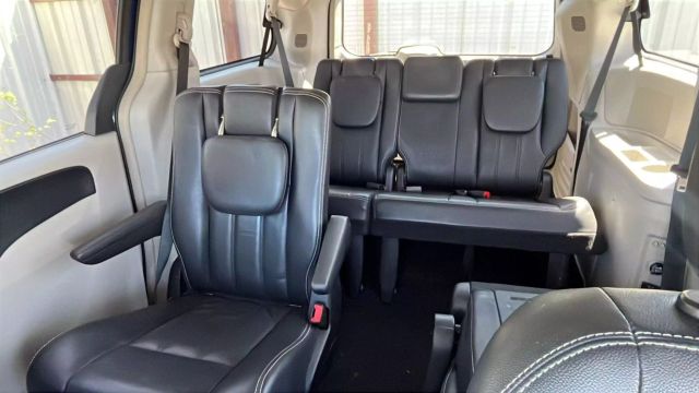 Chrysler Town & Country