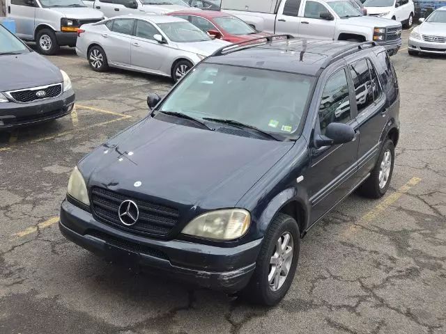 1999 Mercedes-Benz M-Class ML 430