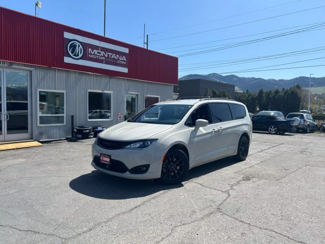 Chrysler Pacifica