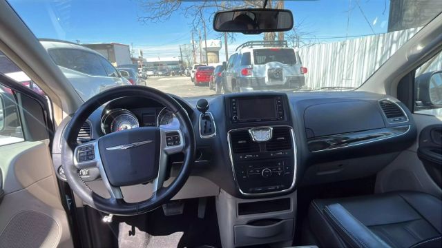 Chrysler Town & Country