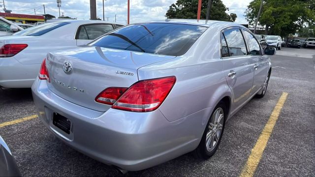 Toyota Avalon