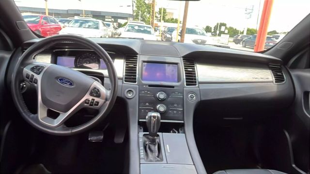 Ford Taurus