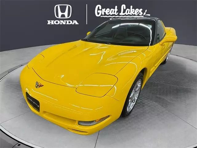 2004 Chevrolet Corvette Base