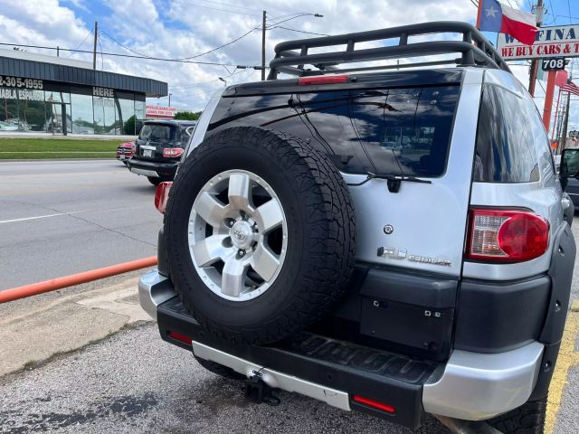 Toyota FJ Cruiser