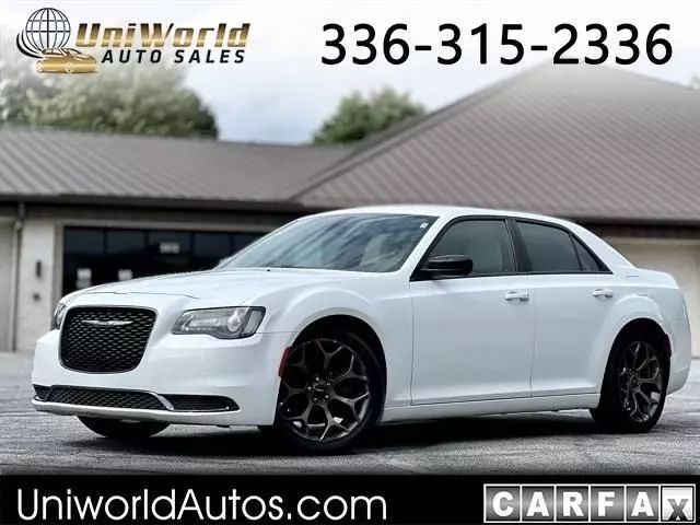 2018 Chrysler 300 Touring