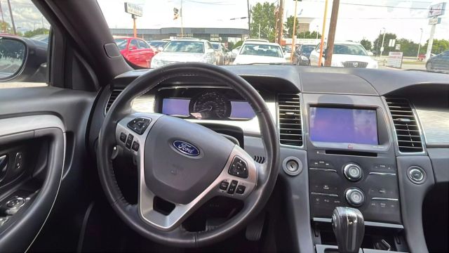 Ford Taurus