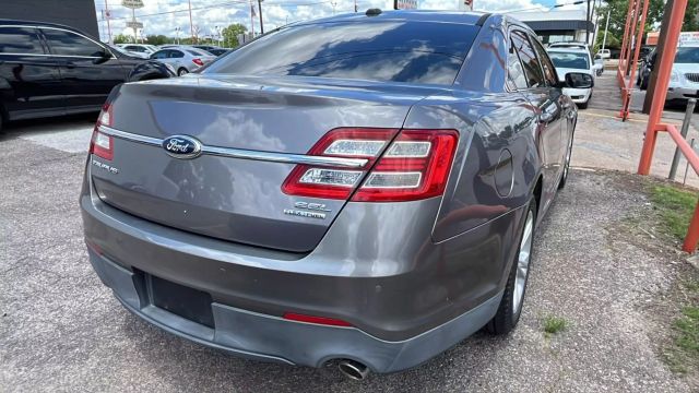 Ford Taurus
