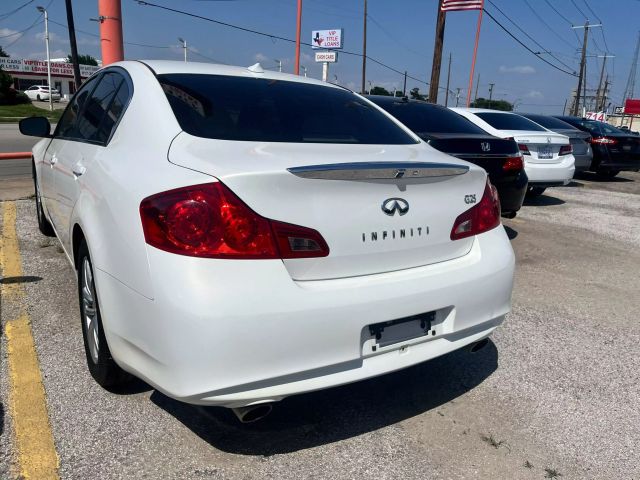 INFINITI G25