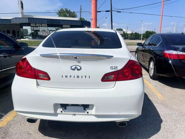 INFINITI G25
