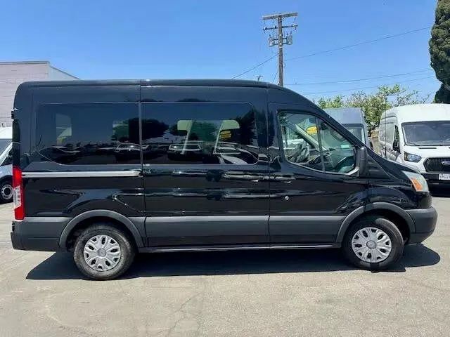 2015 Ford Transit XLT w/Medium Roof