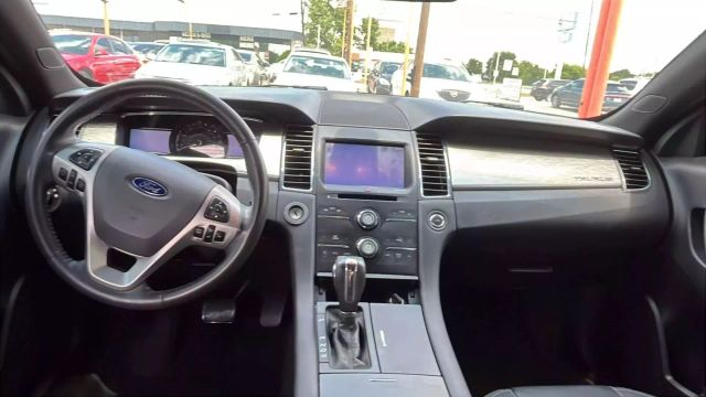 Ford Taurus