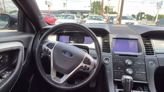 Ford Taurus