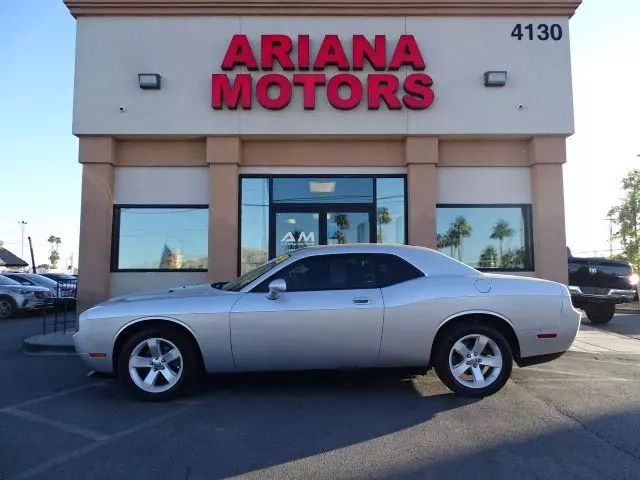 2010 Dodge Challenger SE