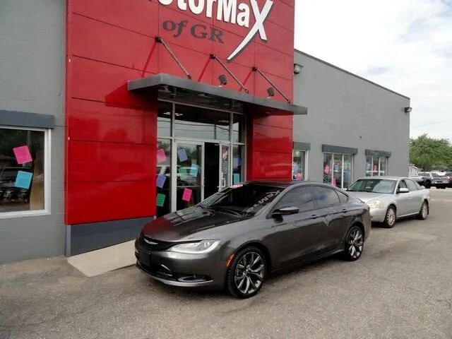 2015 Chrysler 200 S