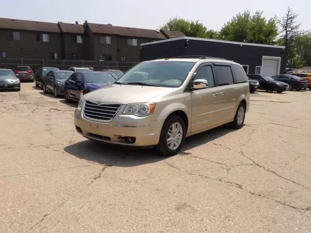 2010 Chrysler Town and Country Limited