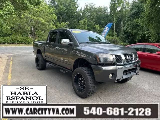 2005 Nissan Titan SE