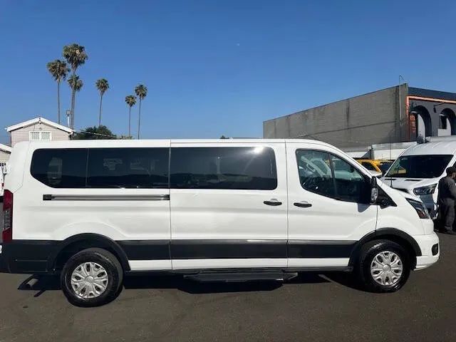 2023 Ford Transit XLT w/Low Roof