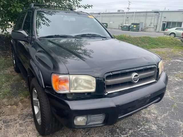 2003 Nissan Pathfinder LE