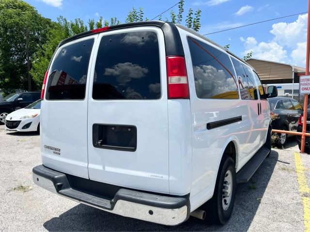 Chevrolet Express 3500
