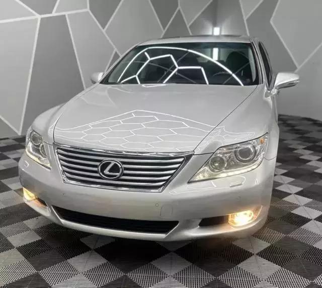 2011 Lexus LS LS 460 Sedan 4D 3