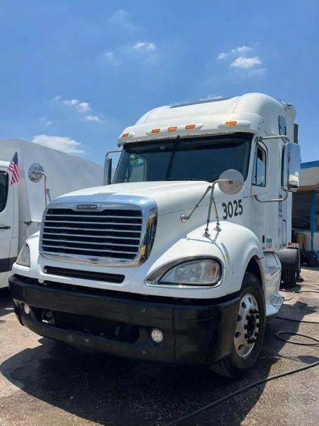 2007 Freightliner Columbia 120 CL120ST