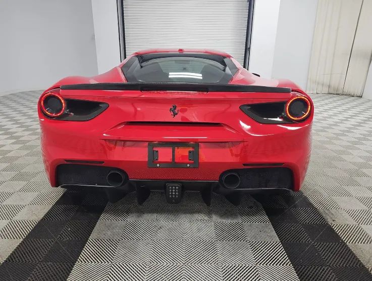https://imagesdl.dealercenter.net/737/558/202508-982b4a51dda64e92aa2d20a15caeaff6.jpg