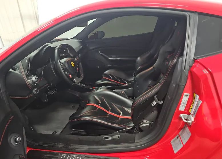 https://imagesdl.dealercenter.net/777/558/202508-04076733e83344989a9c7c27cd8a1fb4.jpg