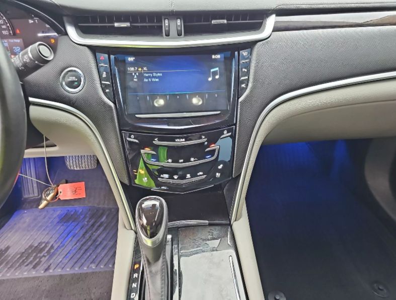 2017 CADILLAC XTS Sedan