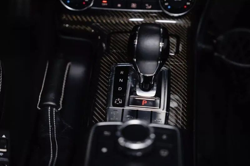 https://imagesdl.dealercenter.net/800/533/202507-2dd0ac4a30874b4bb2b6356581012199.jpg