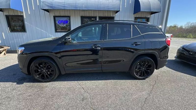 2021 GMC Terrain SLE