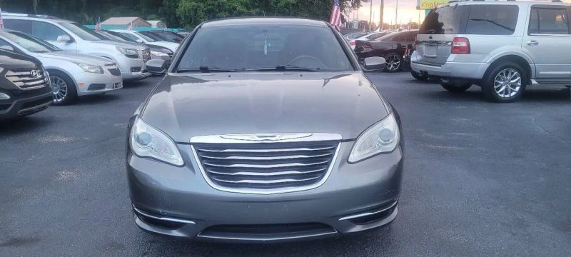 2011 Chrysler 200 Touring