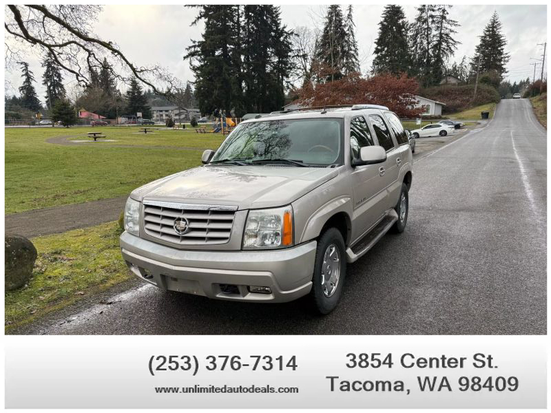 2004 Cadillac Escalade Base