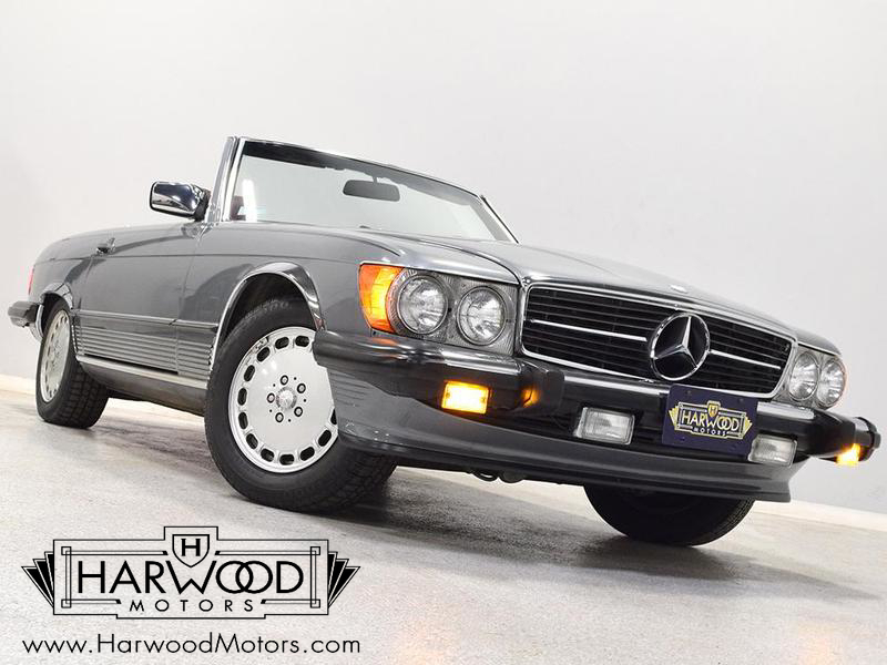 Photo of a 1988 Mercedes-Benz 560SL for sale